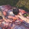 El buen gusto de la broma y el vino